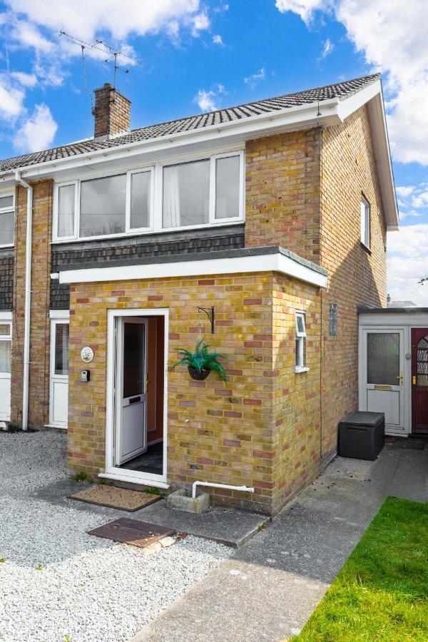 Perfect For Contractors - Canterbury - Free Parking - Ultra Wifi Bagian luar foto
