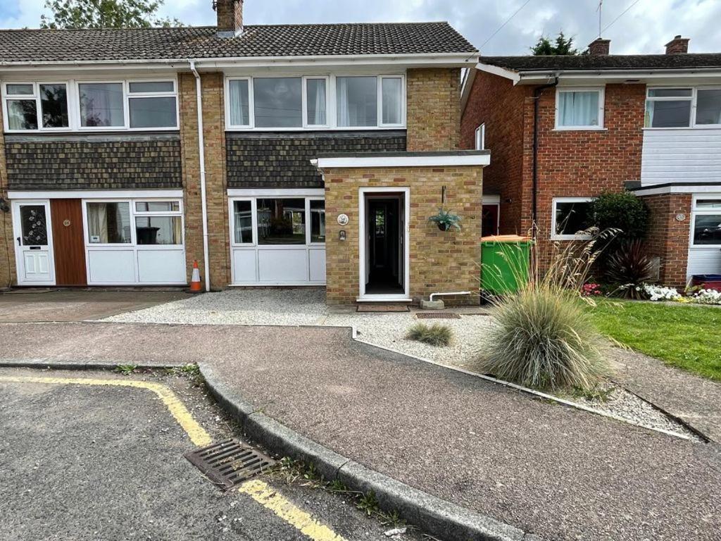 Perfect For Contractors - Canterbury - Free Parking - Ultra Wifi Bagian luar foto