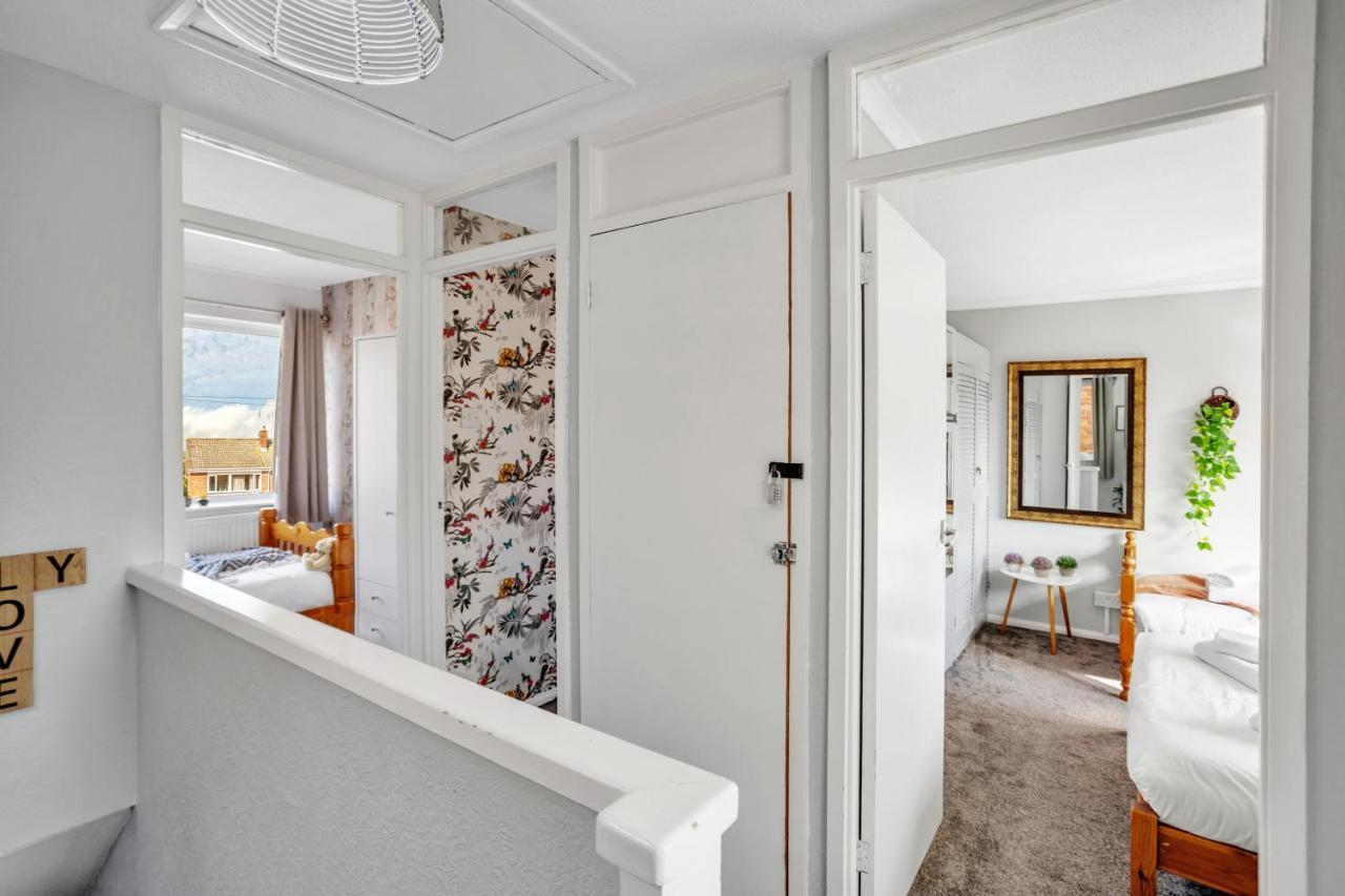 Perfect For Contractors - Canterbury - Free Parking - Ultra Wifi Bagian luar foto