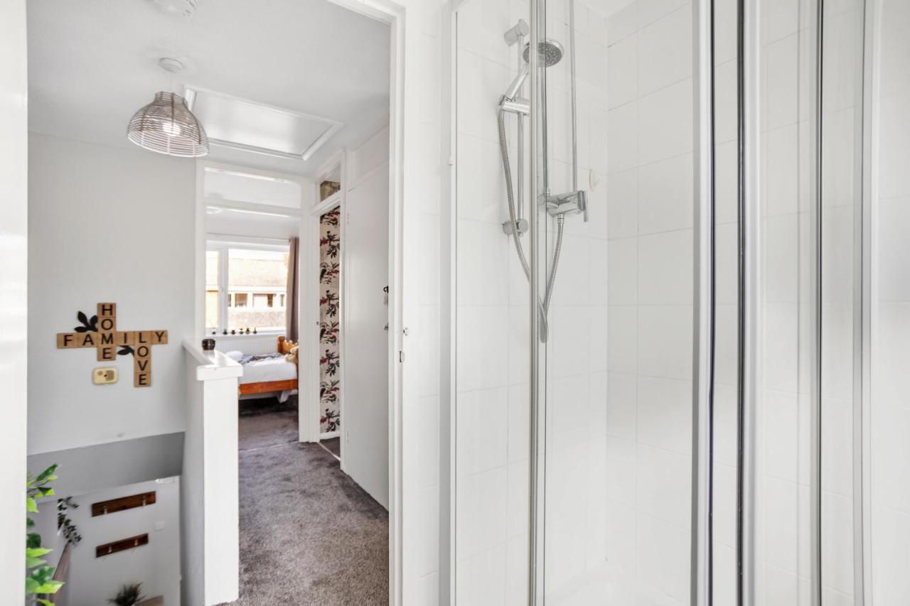 Perfect For Contractors - Canterbury - Free Parking - Ultra Wifi Bagian luar foto