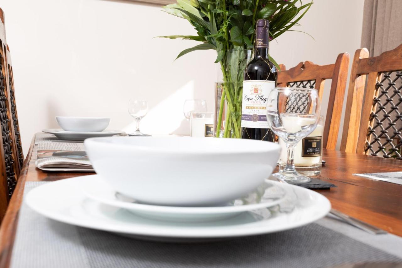 Perfect For Contractors - Canterbury - Free Parking - Ultra Wifi Bagian luar foto
